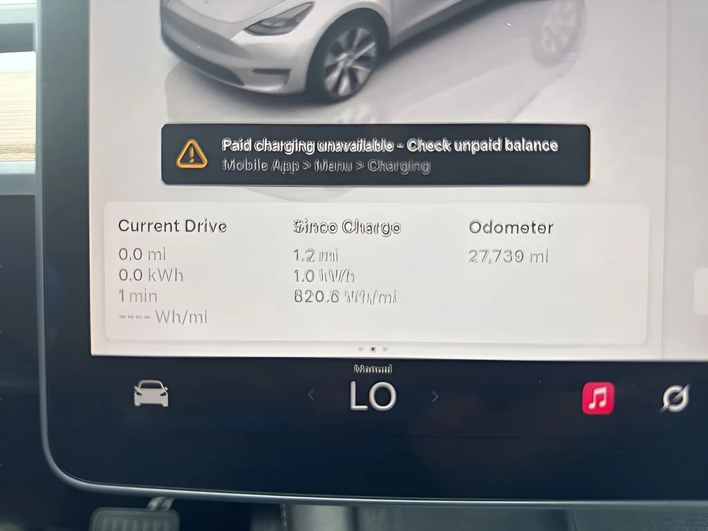 Used 2023 White Tesla Long Range image 27
