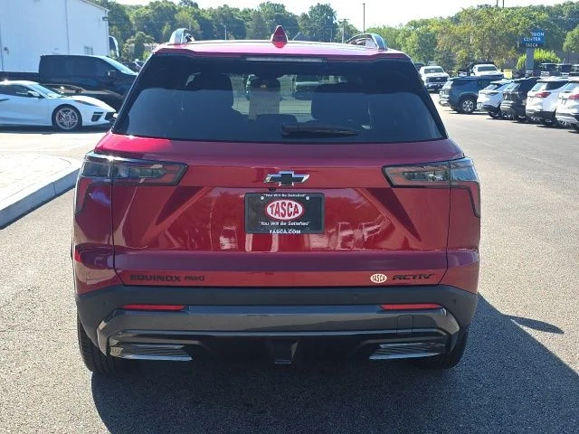 Used 2025 Red Chevrolet ACTIV image 3