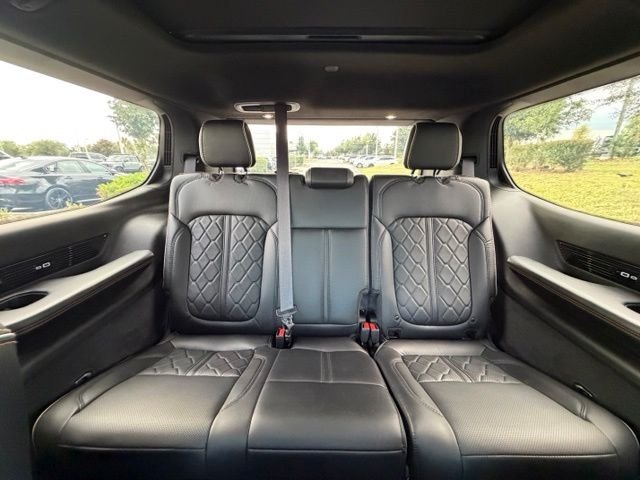 Used 2024 White Jeep Series III image 33