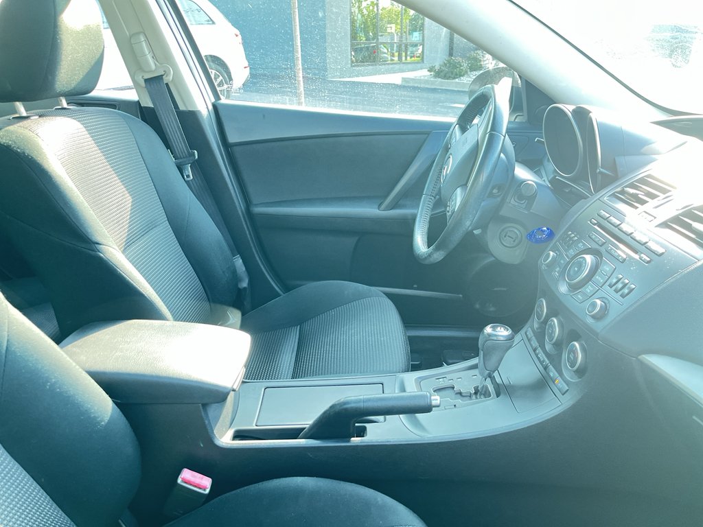 Used 2013 Crystal White Pearl Mica Mazda i Touring image 2