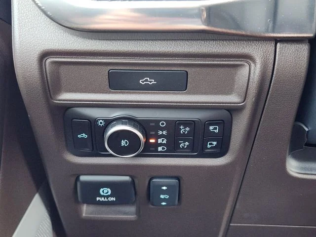 New 2026 Star White Metallic Tri-Coat Ford King Ranch® image 22