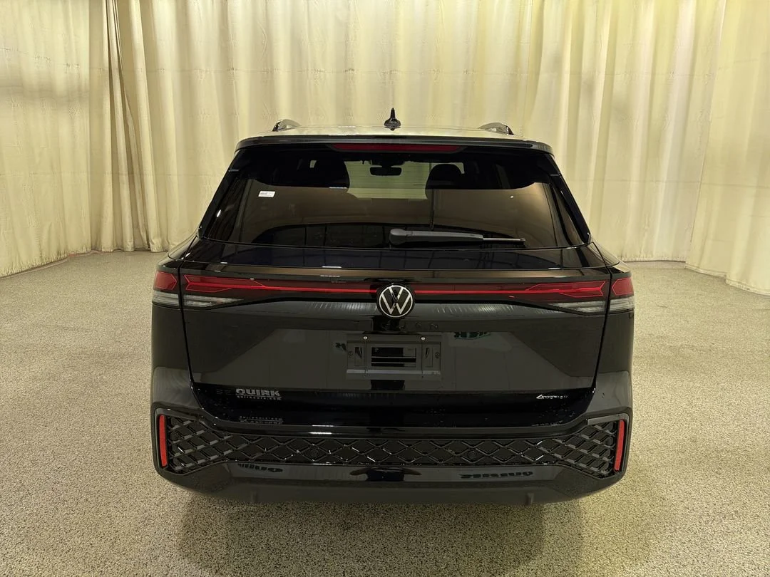 New 2026 Deep Black Pearl Volkswagen SE R-Line Black image 7
