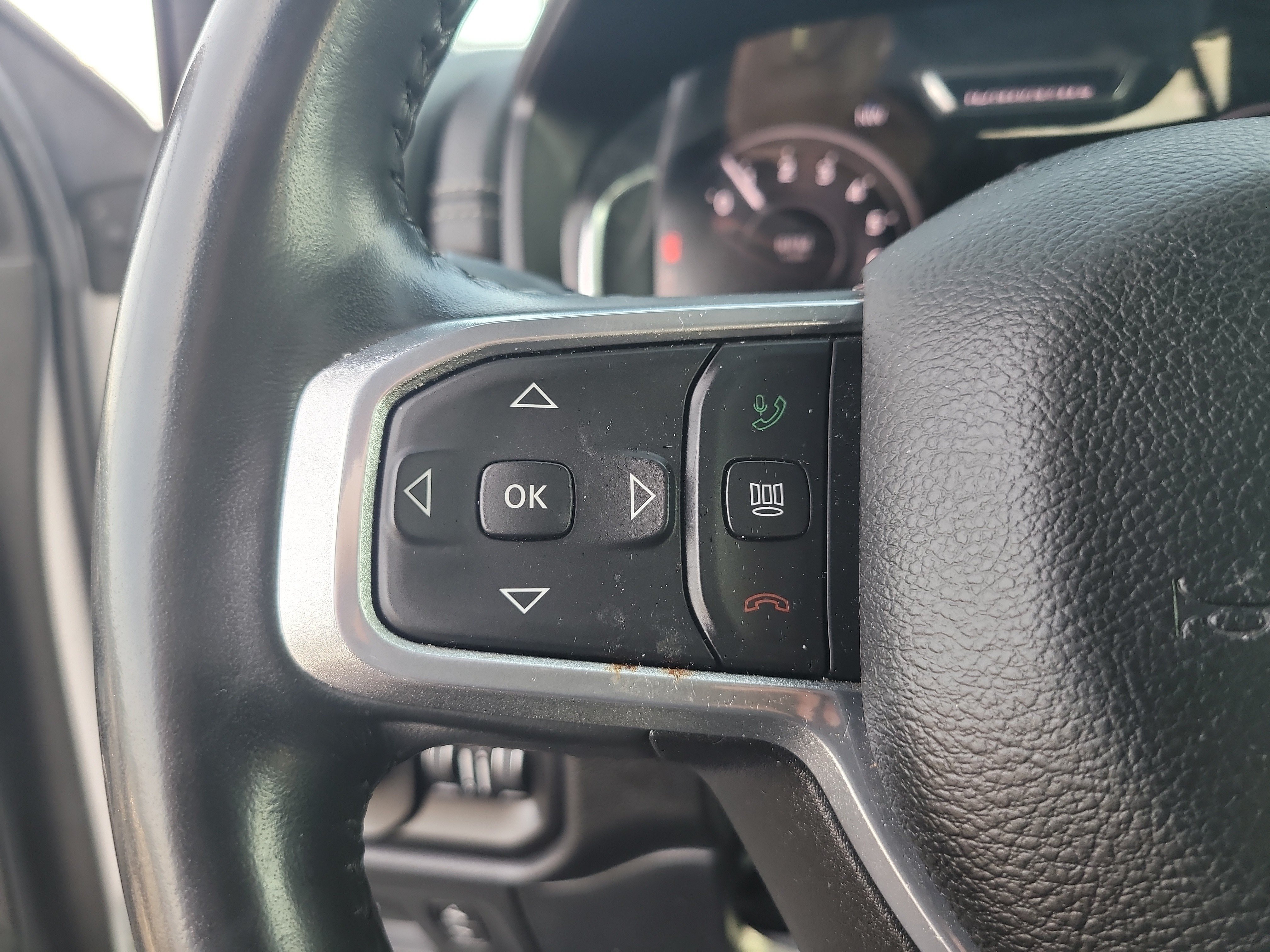 Used 2023 Bright White Clearcoat Ram Laramie image 27
