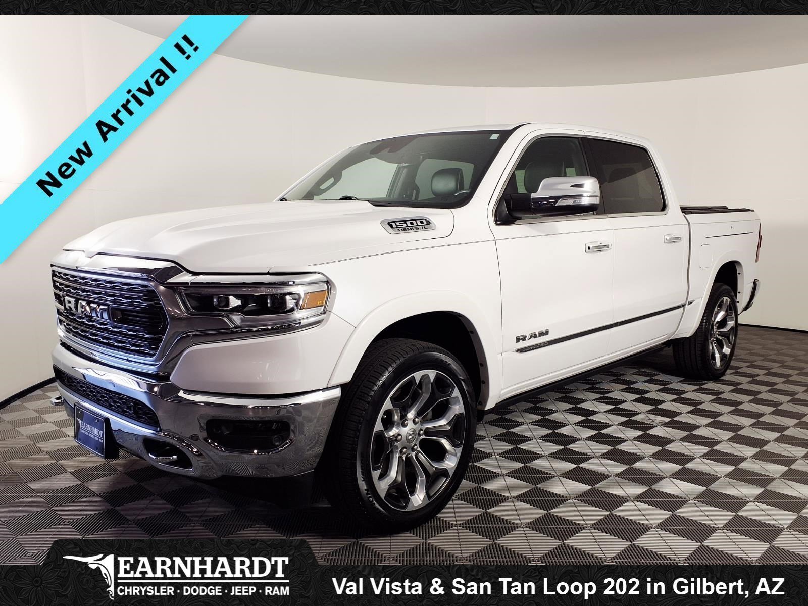 2019 RAM 1500 Limited 4x4 Crew Cab 5'7's photo