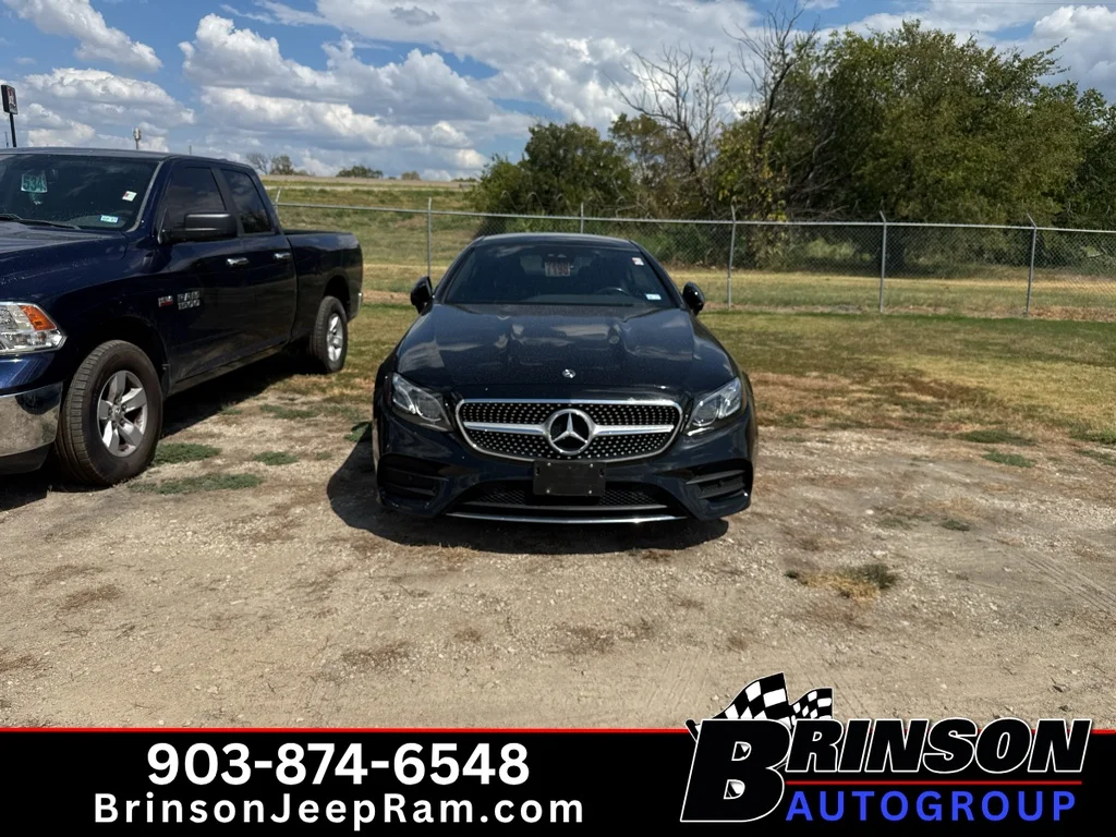 Used 2018 Obsidian Black Metallic Mercedes-Benz E400 image 2