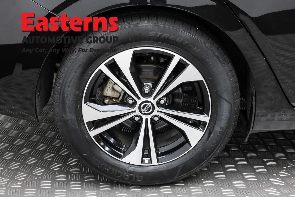 Used 2022 Black Nissan SV image 29