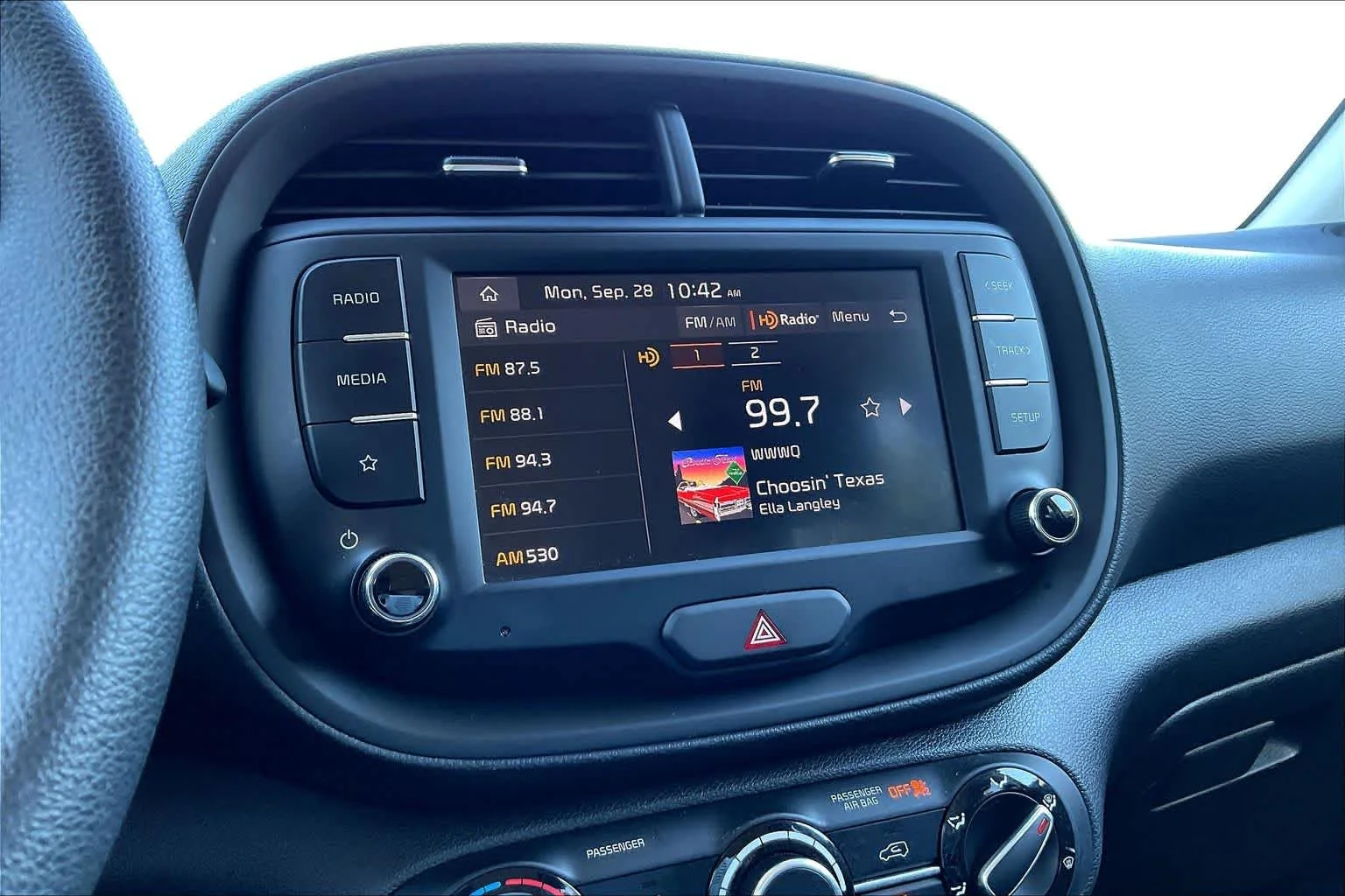 Used 2025 Fusion Black Kia LX image 31