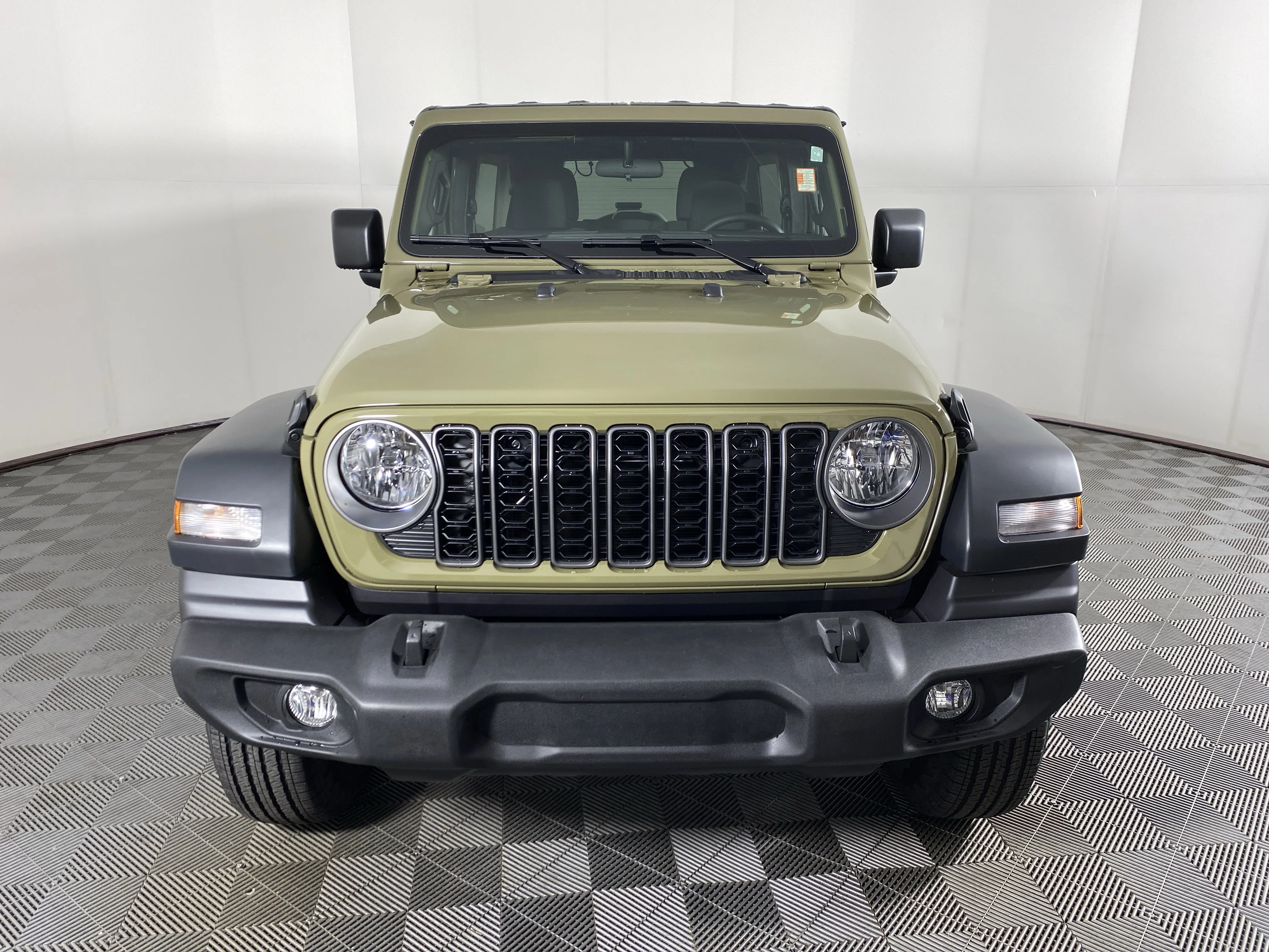 2026 Jeep Wrangler 4-Door Sport - Photo 10