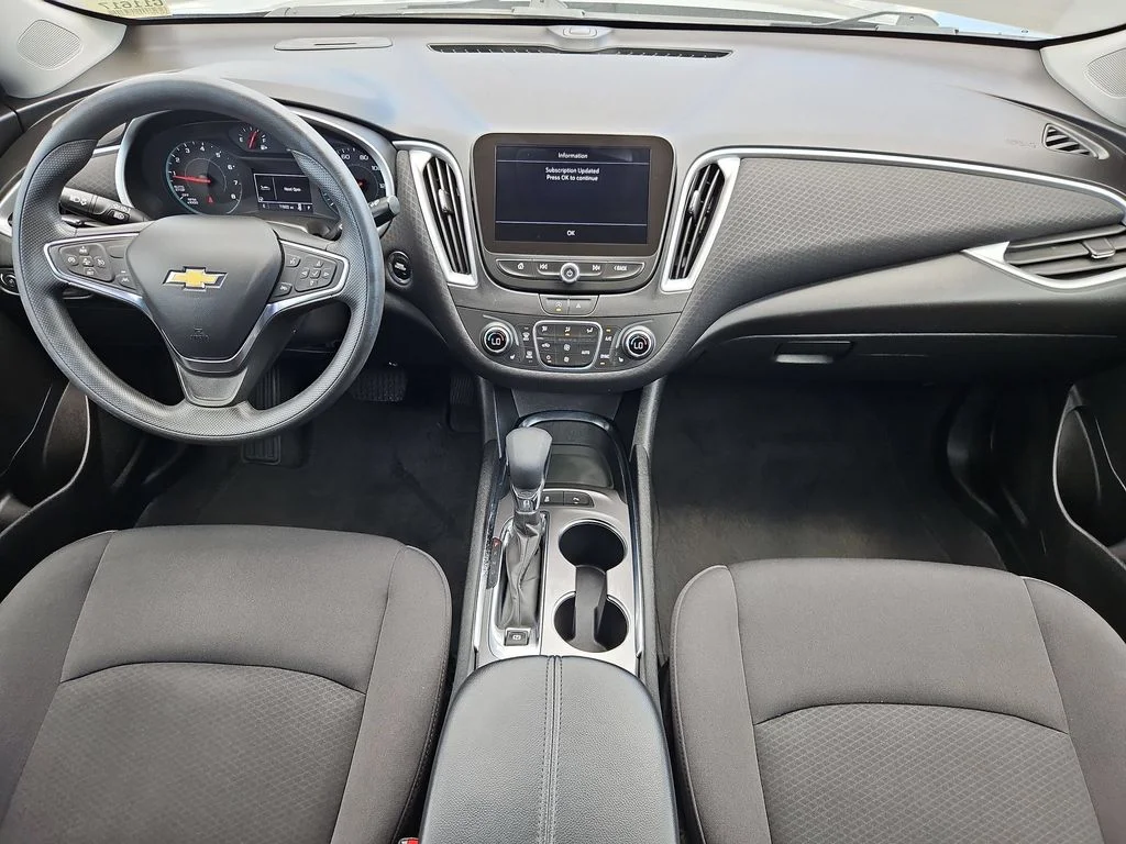 Used 2024 Sterling Gray Metallic Chevrolet LT image 22