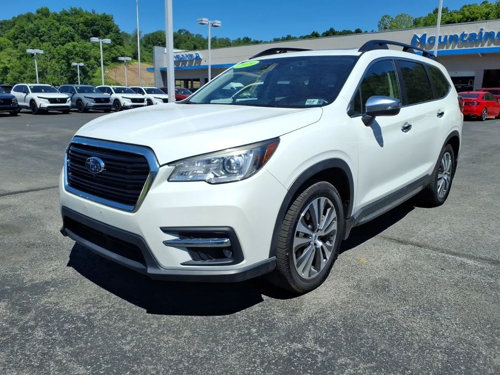 Used 2019 White Subaru Touring image 3