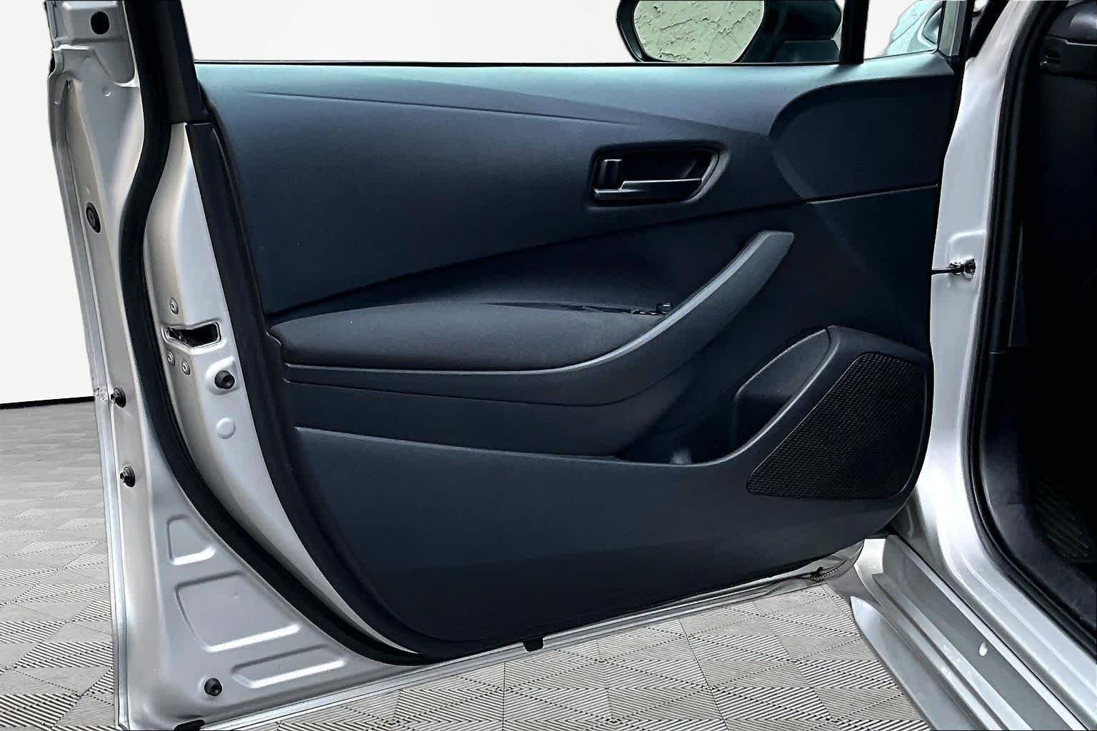 Used 2025 Classic Silver Metallic Toyota LE image 22