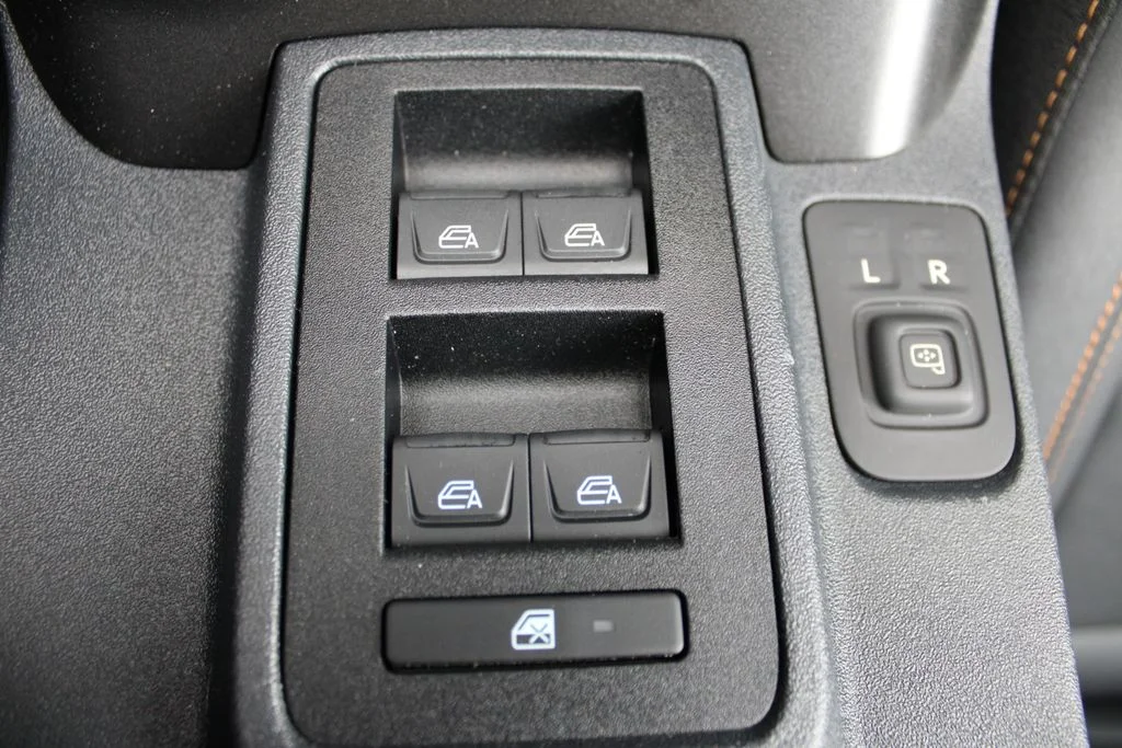 Used 2022 Silver Ford Badlands image 23