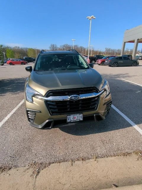 Used 2025 Brown Subaru Limited image 4