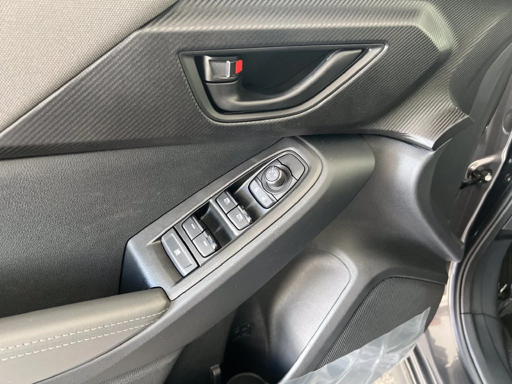 New 2026 MAGNETITE GRAY PEARL Subaru Premium image 13