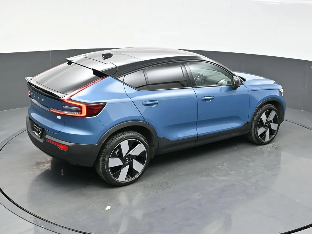 Certified Used 2022 Blue Volvo Ultimate image 29