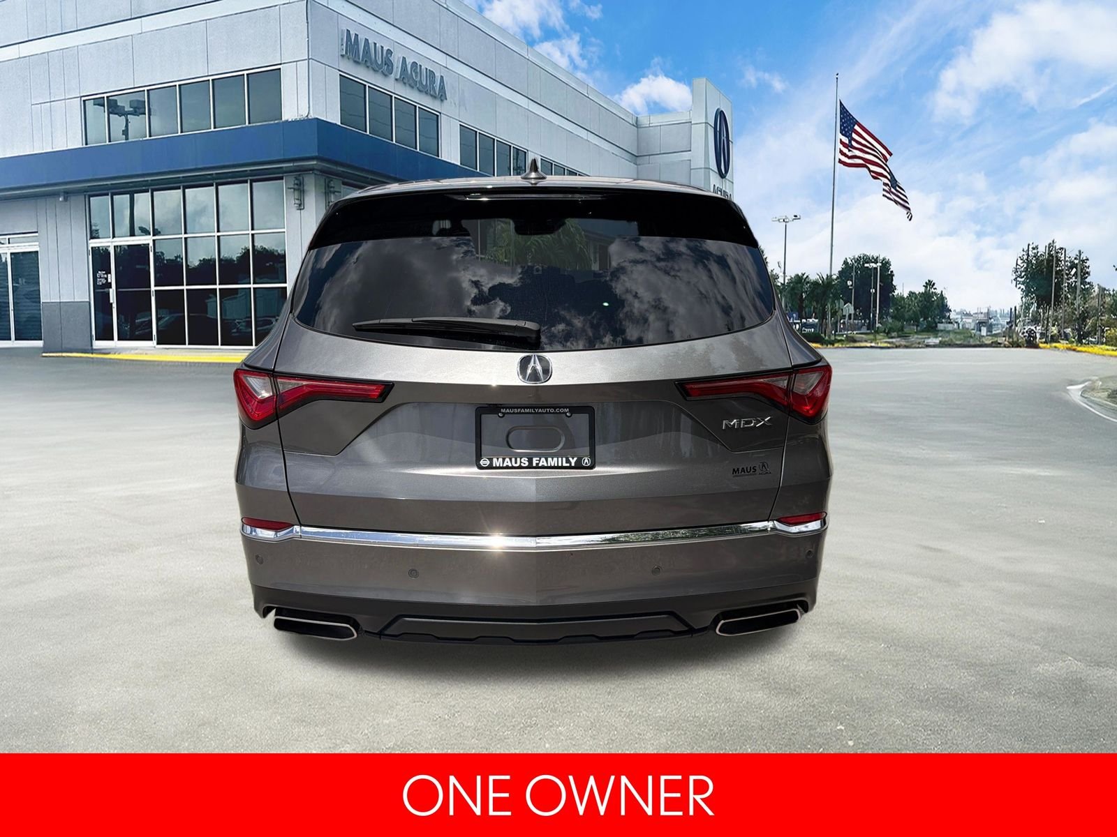 Used 2023 Liquid Carbon Metallic Acura Technology image 5