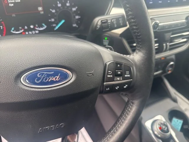 Used 2020 White Ford SEL image 28