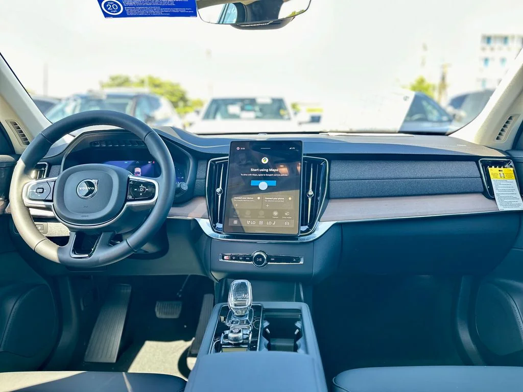 New 2026 Gray Volvo T8 Plus image 11