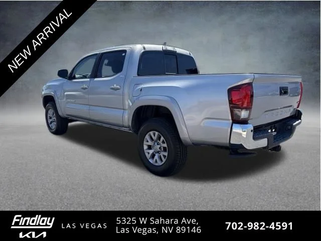 Used 2018 Silver Toyota SR5 image 7