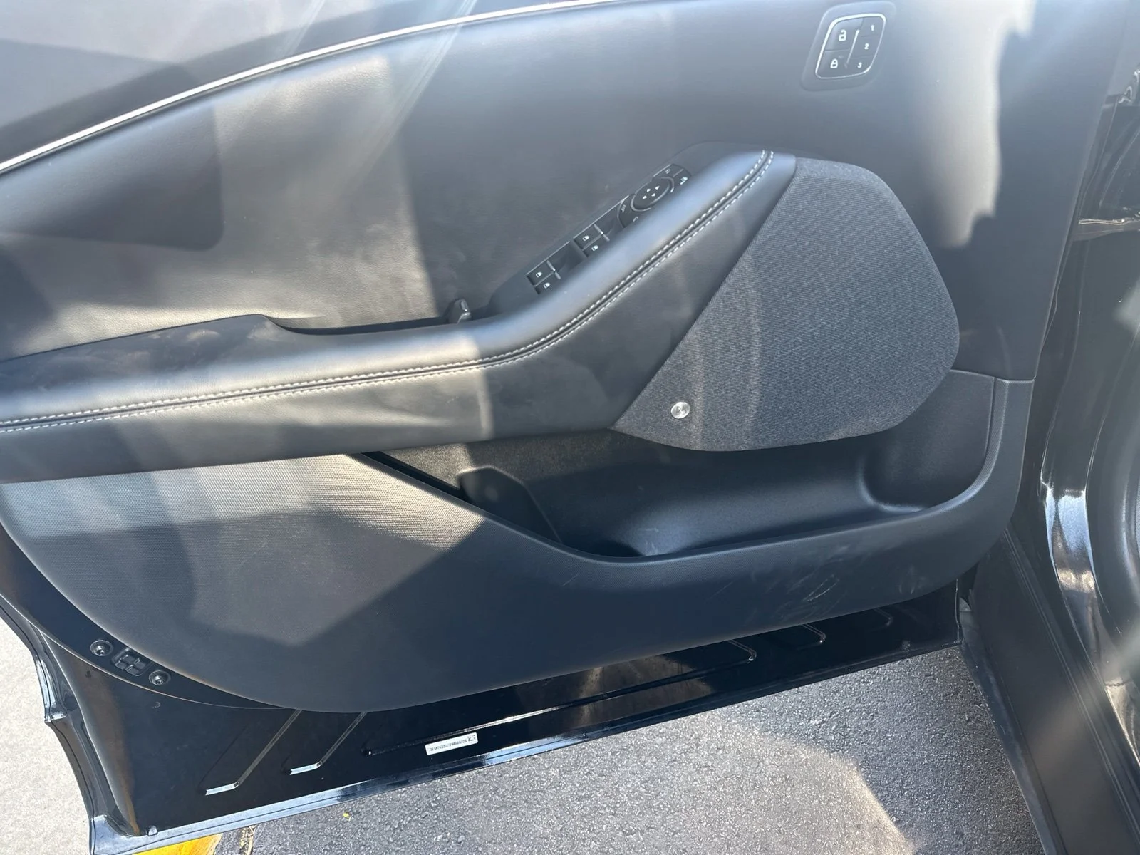 Used 2023 Black Ford Premium image 10
