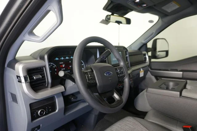 New 2026 Carbonized Gray Metallic Ford F-250® XLT image 24
