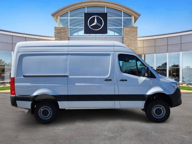Used 2026 White Mercedes-Benz Cargo 144 WB image 5