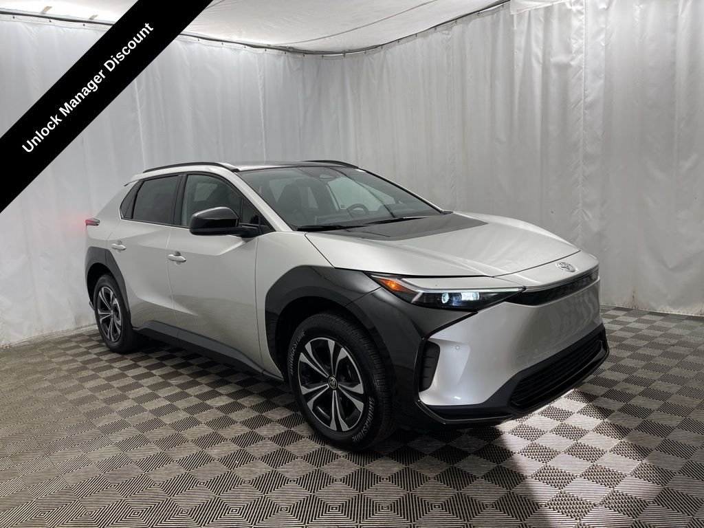 Used 2024 Toyota bZ4X XLE with VIN JTMABACA2RA078814 for sale in Countryside, IL