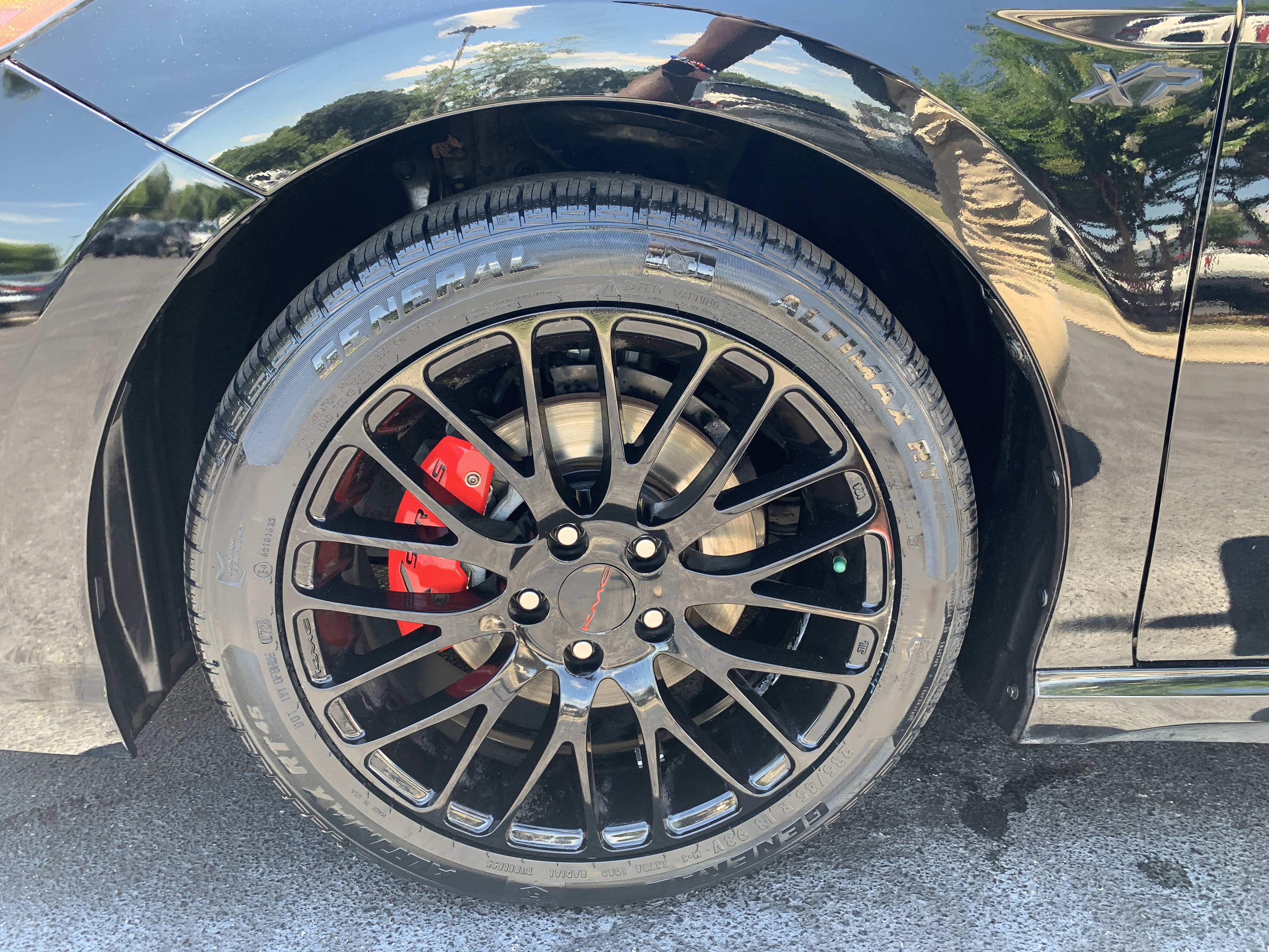 Used 2020 Midnight Black Metallic Toyota SE image 8