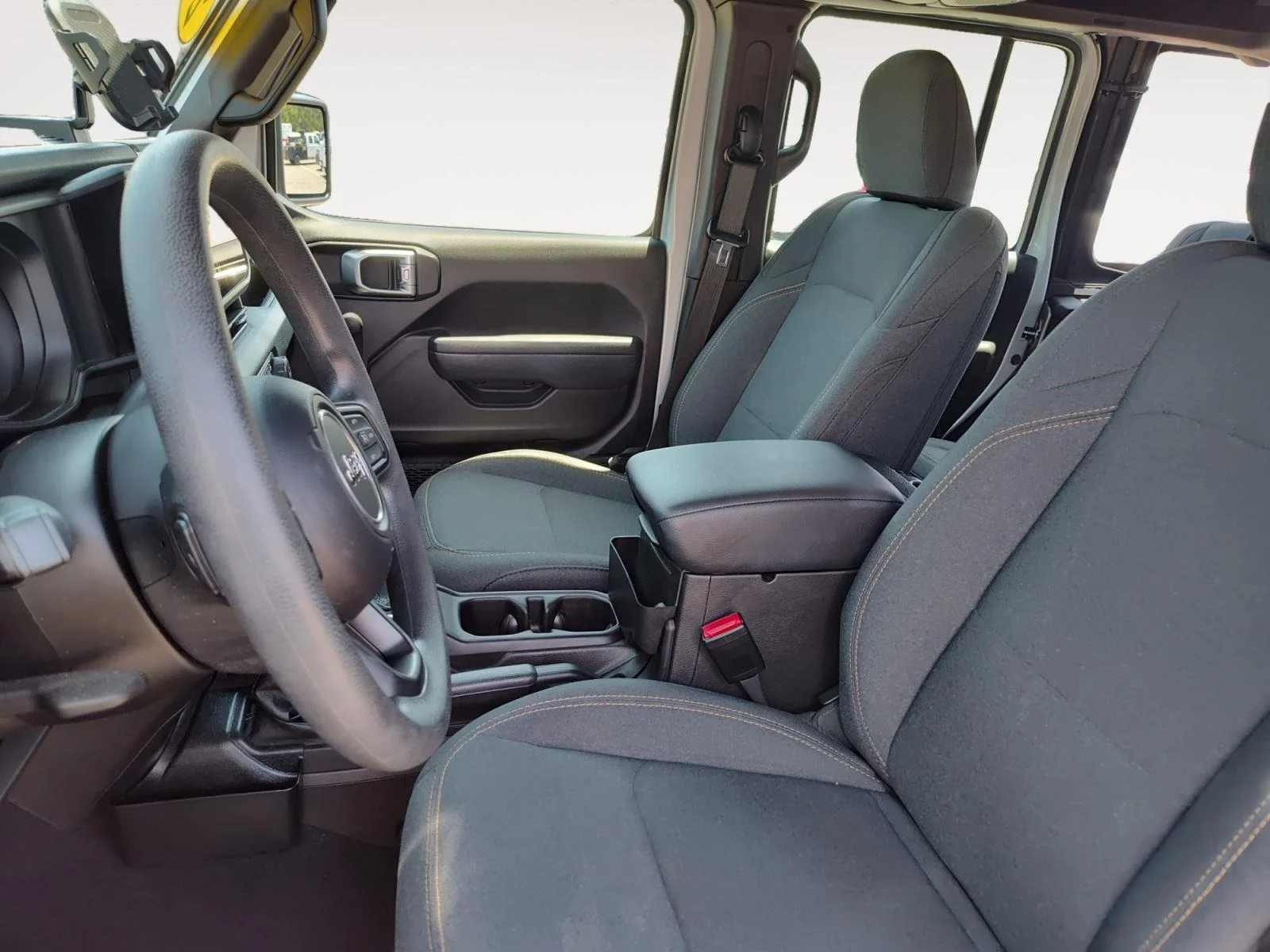 Used 2024 Silver Zynith Clearcoat Jeep Sport S image 9