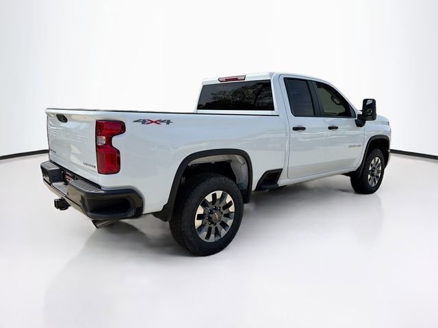 New 2026 Summit White Chevrolet Custom image 6