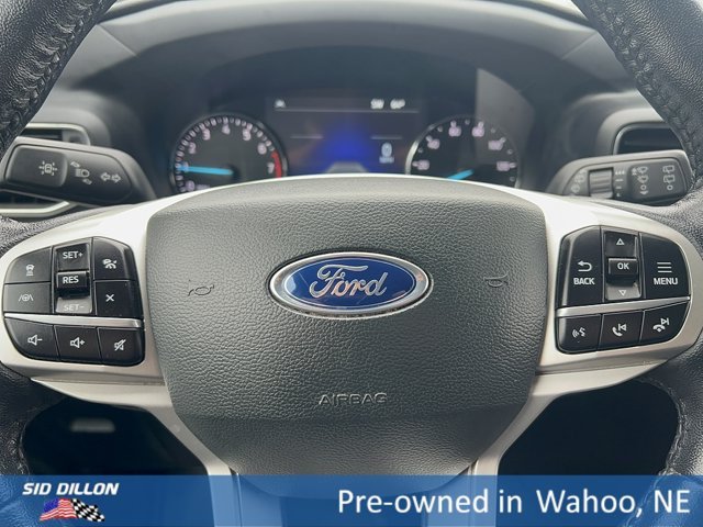 Used 2022 Burgundy Velvet Tinted Clearcoat Ford  image 12