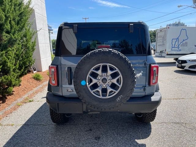 New 2025 Azure Gray Metallic Tri-Coat Ford Badlands® image 8