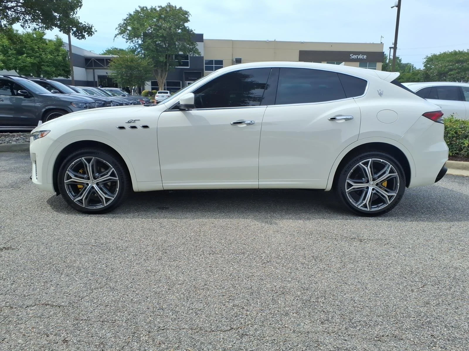 Used 2022 Bianco Maserati GT image 10