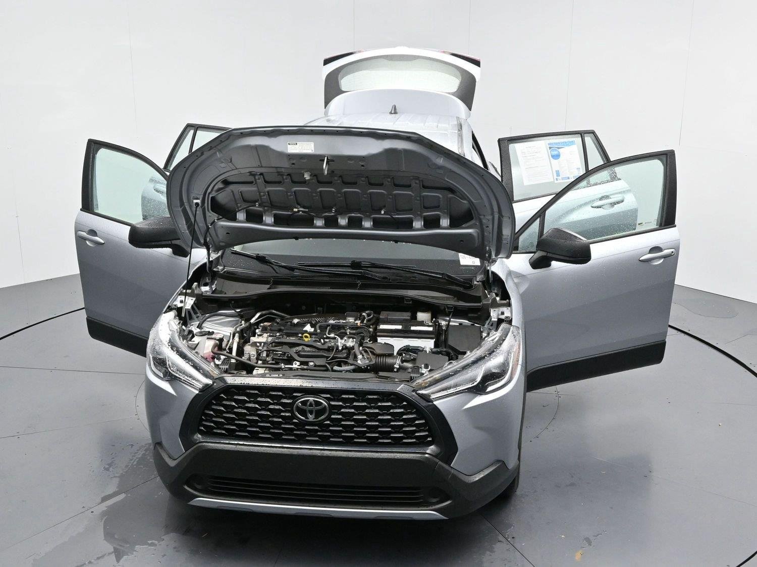 Used 2024 Sonic Silver Toyota L image 41