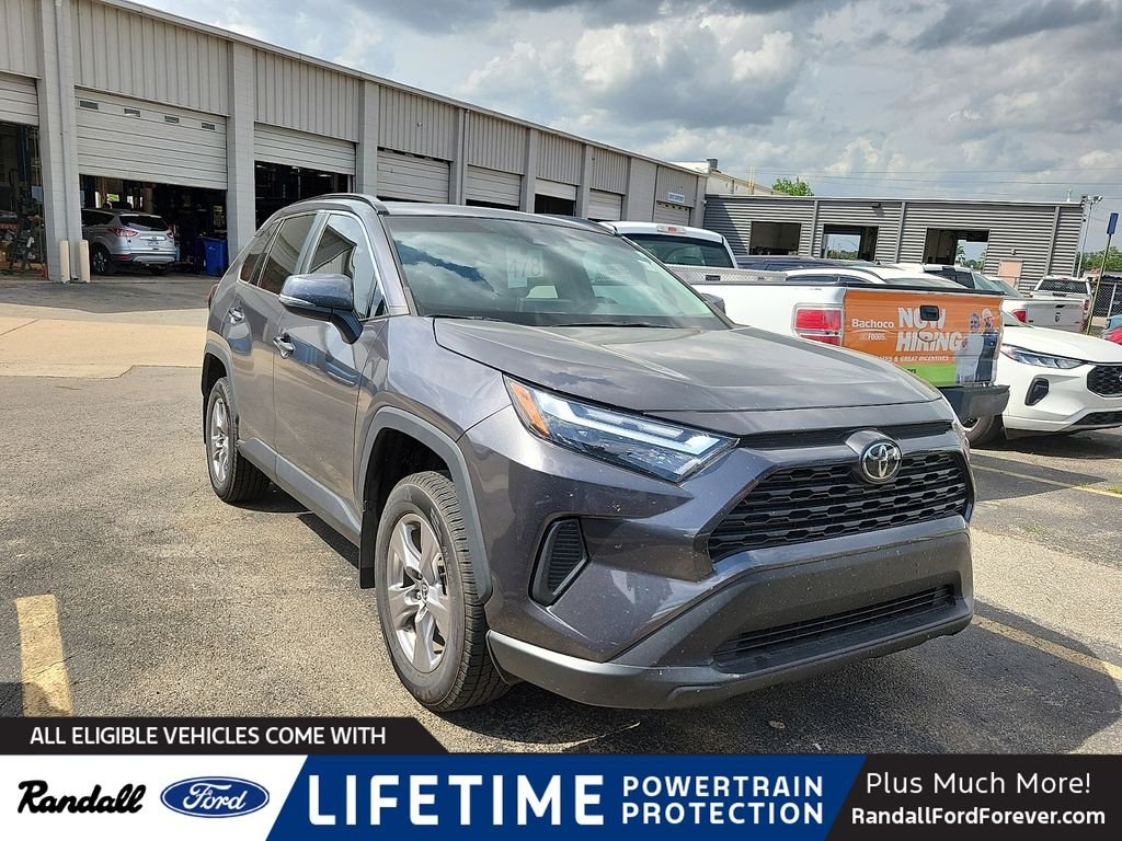 2022 Toyota RAV4 XLE