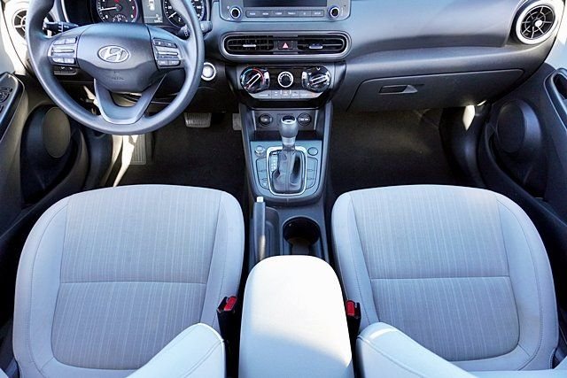 Used 2023 Silver Hyundai SEL image 19