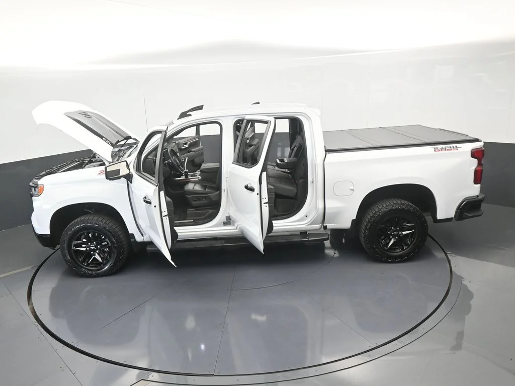 Used 2024 Summit White Chevrolet LT Trail Boss image 76