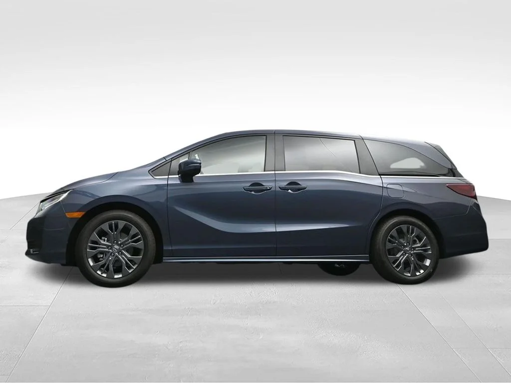 New 2026 Smoke Blue Pearl Honda Touring image 20