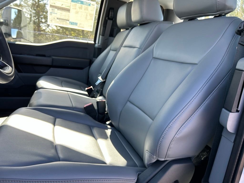 New 2026 Oxford White Ford XL image 32