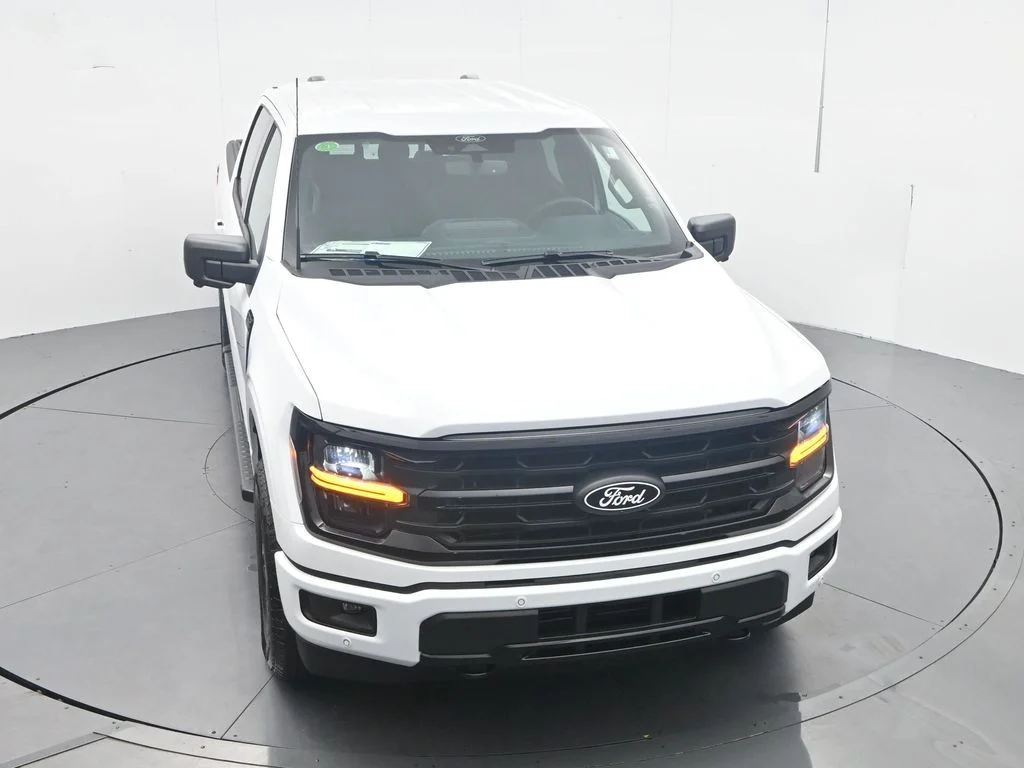 New 2026 Oxford White Ford XLT image 36