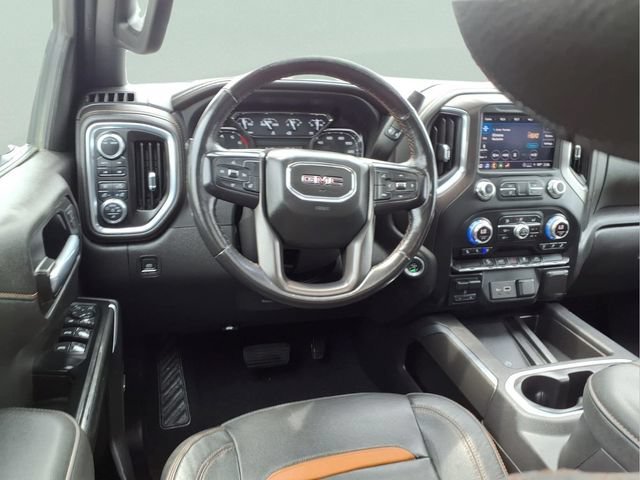 Used 2022 Summit White GMC AT4 image 4