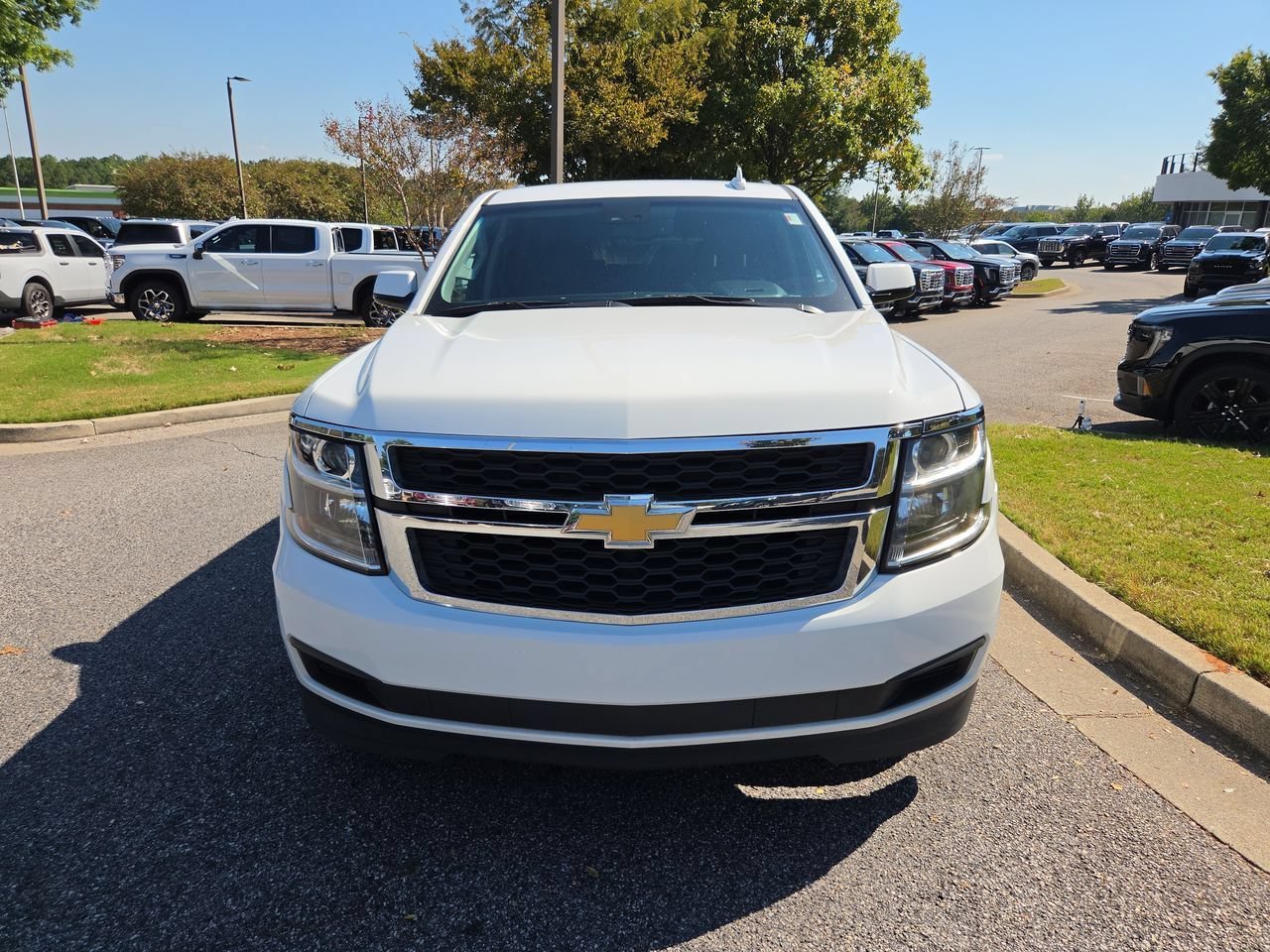 Used 2019 SUMMIT WHITE Chevrolet LT image 3