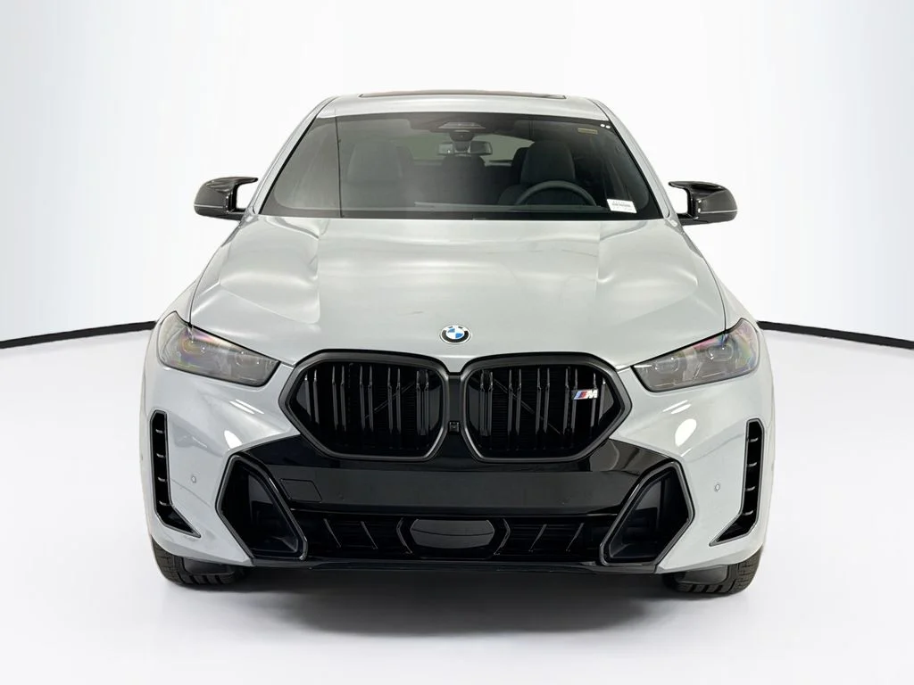New 2027 Gray BMW M60i image 2