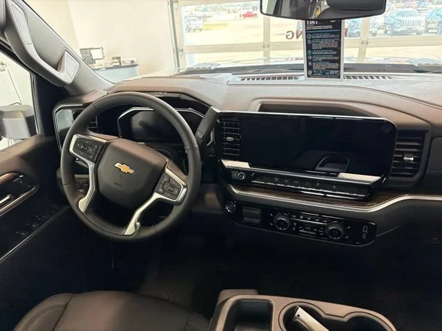 New 2026 Black Chevrolet LT image 32
