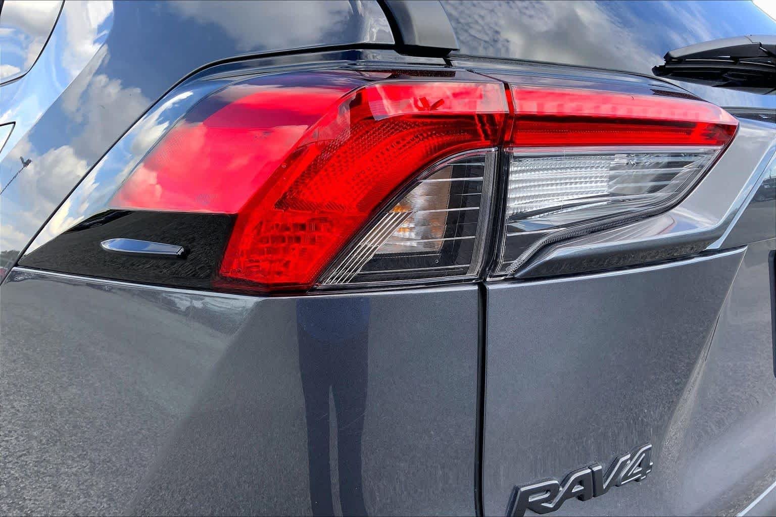Used 2025 Magnetic Gray Metallic Toyota XLE Premium image 28