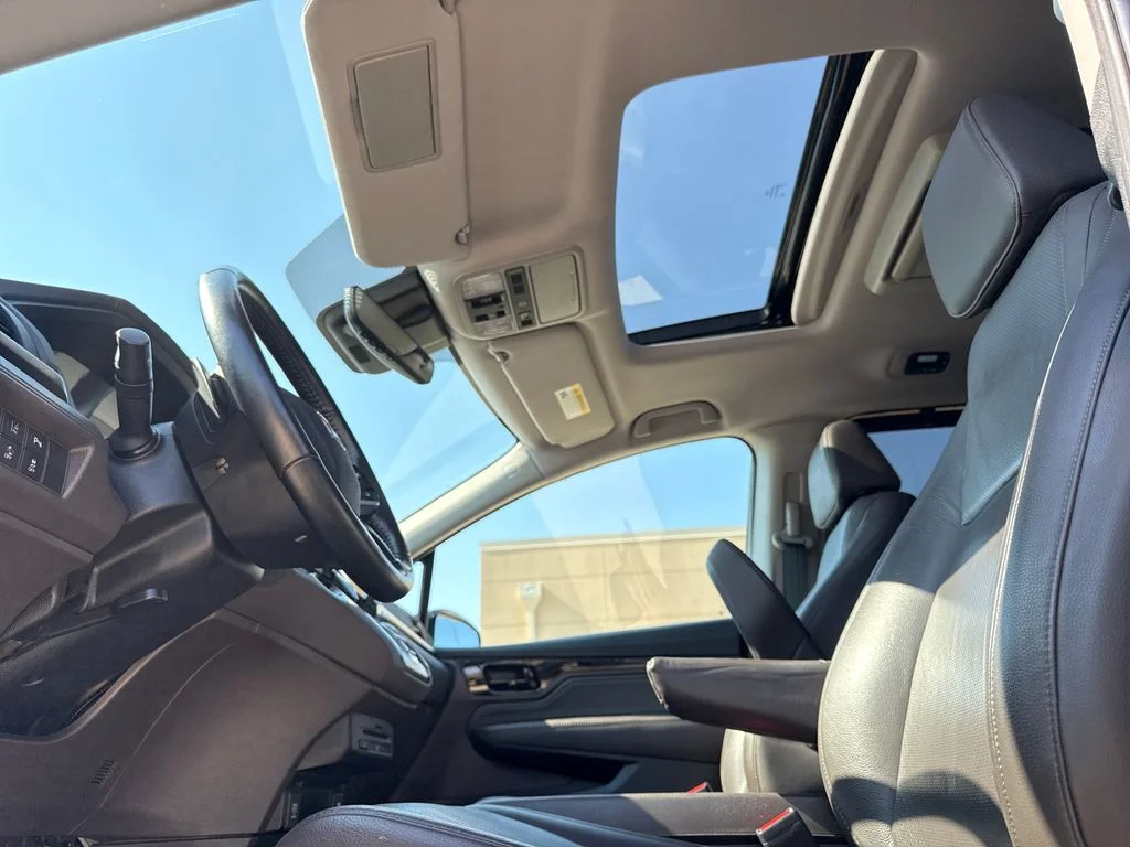 Certified Used 2018 Black Honda Elite image 21
