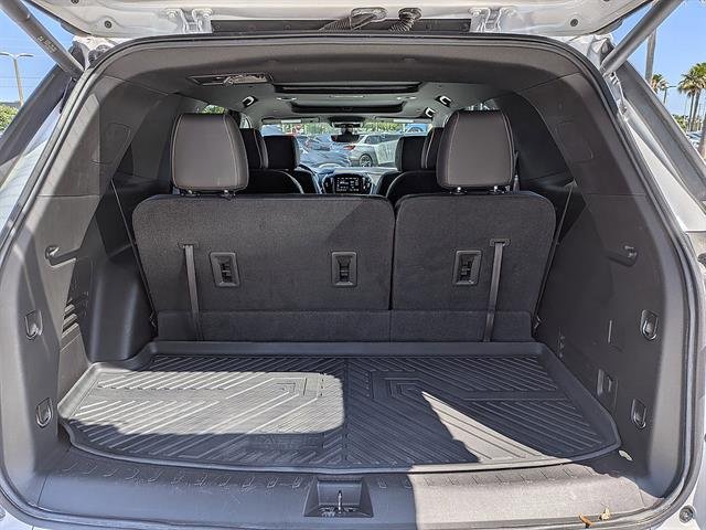 2023 Chevrolet Traverse Premier - Photo 12