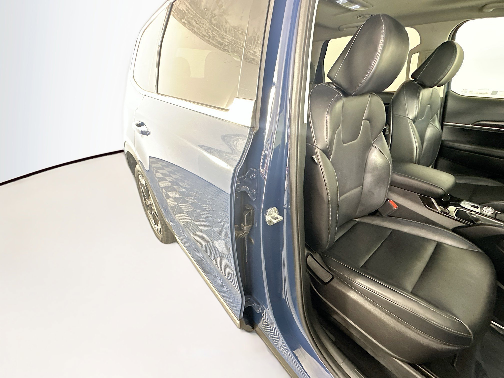 Used 2023 Midnight Lake Blue Kia S image 28