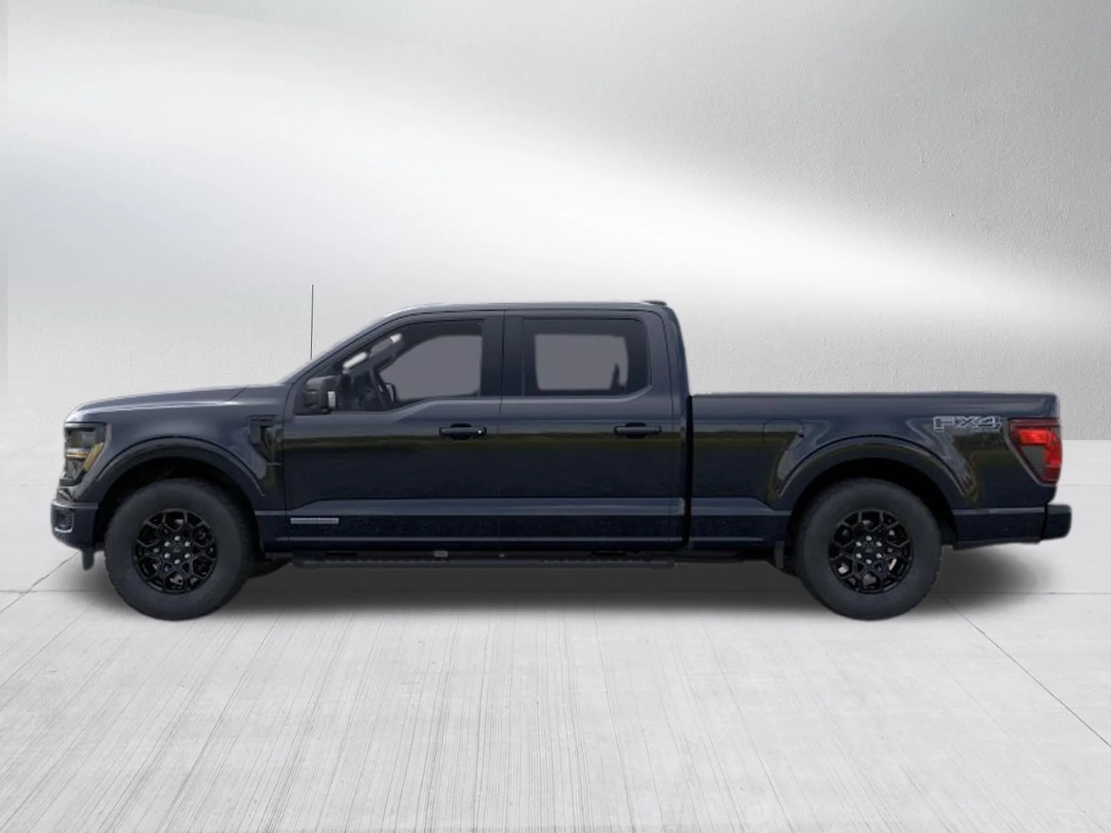 New 2026 Agate Black Metallic Ford XLT image 3