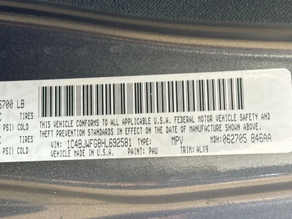 Used 2017 Gray Jeep Unlimited Rubicon image 37